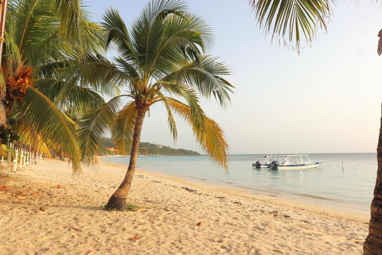 Hotel Posada Seremein ,West Bay ,Roatan Εξωτερικό φωτογραφία
